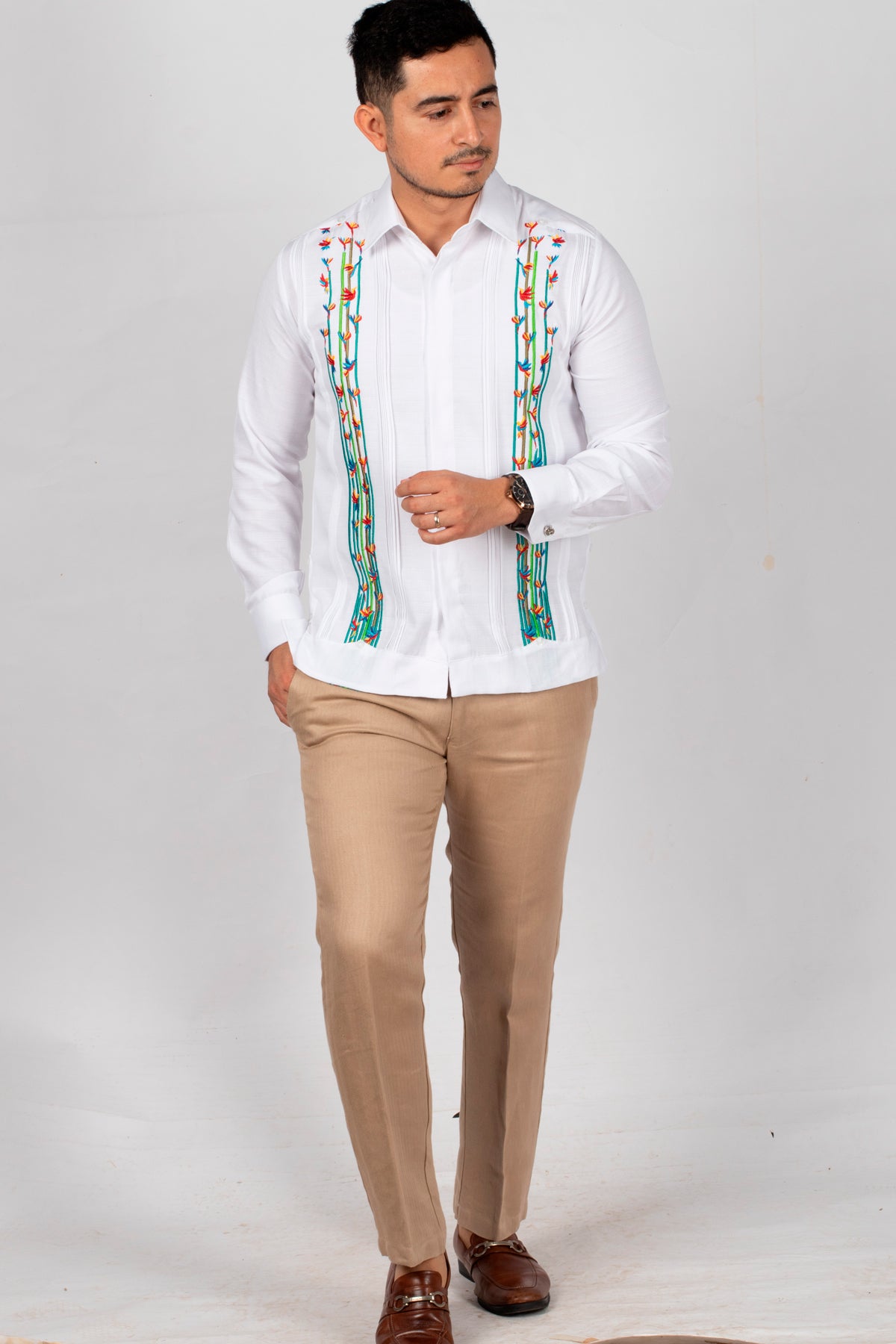 Guayabera Yucateca Bordada Mod. Teya